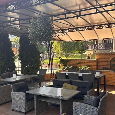 Richky Hotel Truskavets Luaran gambar