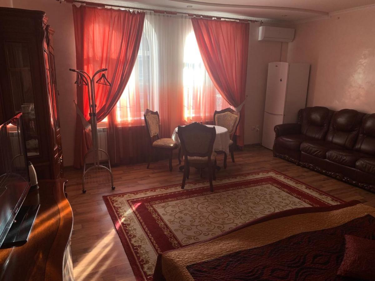 Richky Hotel Truskavets Luaran gambar