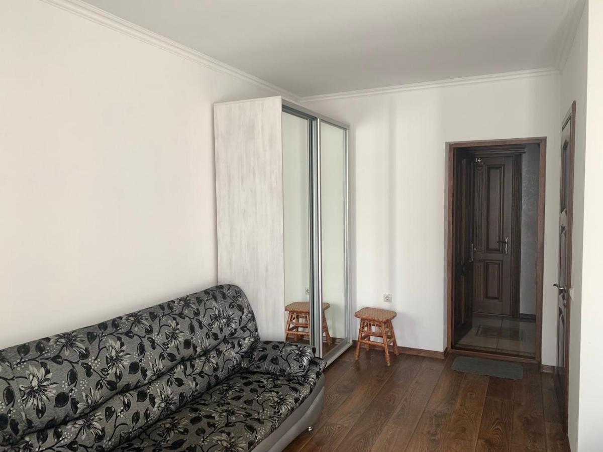 Richky Hotel Truskavets Luaran gambar