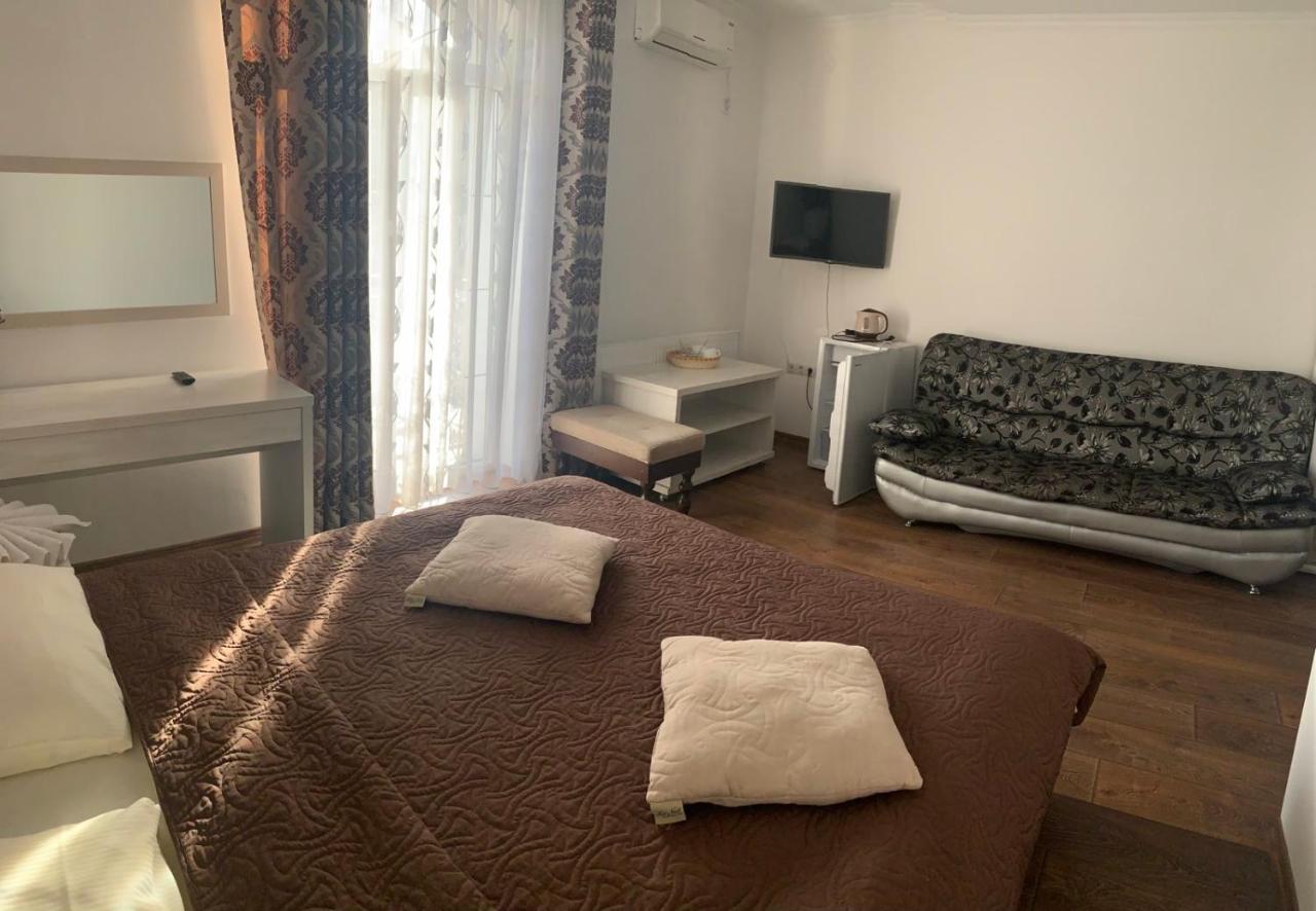 Richky Hotel Truskavets Luaran gambar